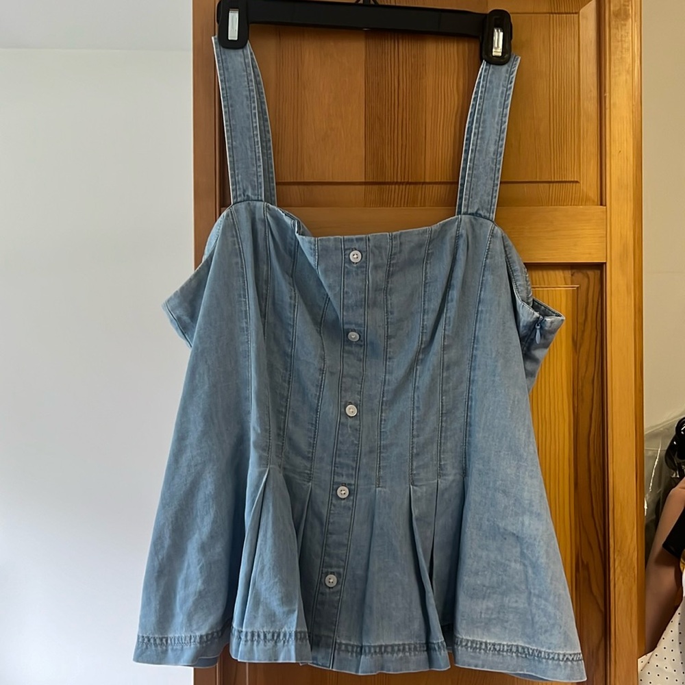 Veronica Beard top